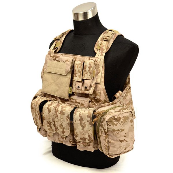 FLYYE MOLLE Style PC Plate Carrier with Pouch set AOR1