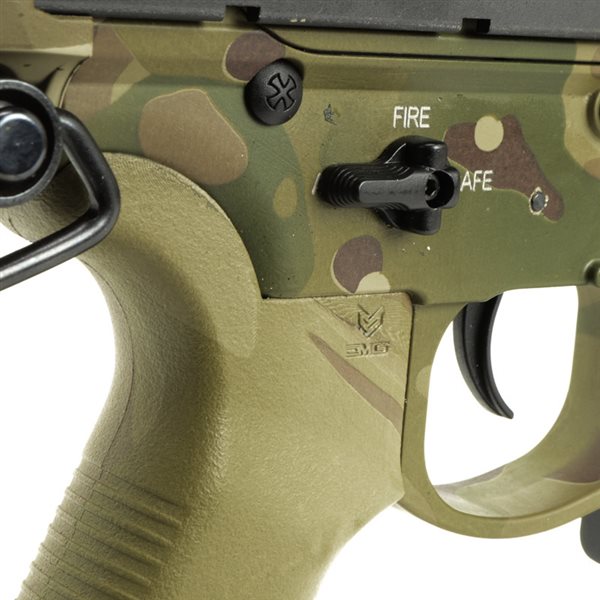 APS/EMG SPACE INVADER 9MM PCC 電動ガン 【Multicam 