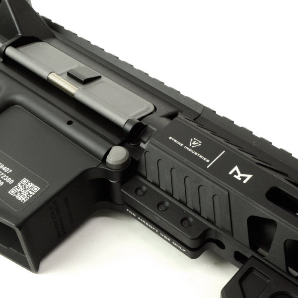 Specna Arms SA-E17-2-L EDGE 2.0 Light Ops Stock ��ư���� �֥�å�
