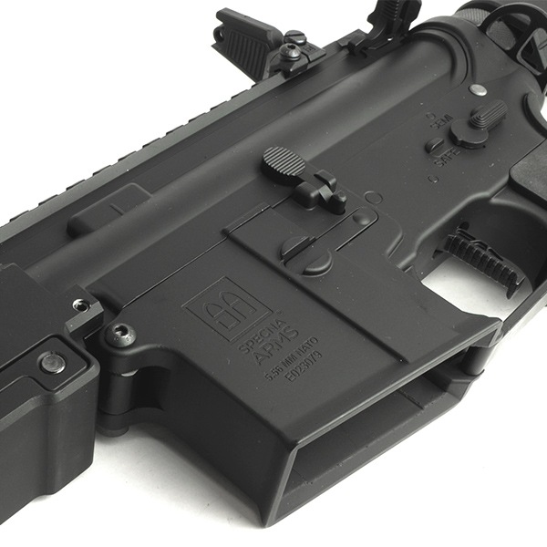 Specna Arms SA-E23-2-L EDGE 2.0 Light Ops Stock ��ư���� �֥�å�