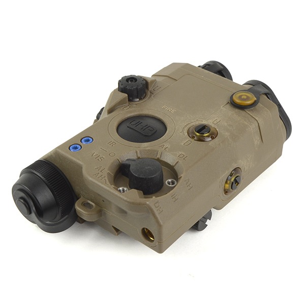 SOTAC L3 LA-5C UHPタイプ LEDライト ツートーン | エアガン