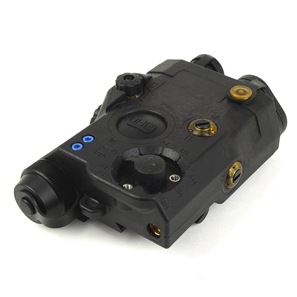 SOTAC L3 LA-5C UHPタイプ LEDライト ブラック | エアガン,ミリタリー