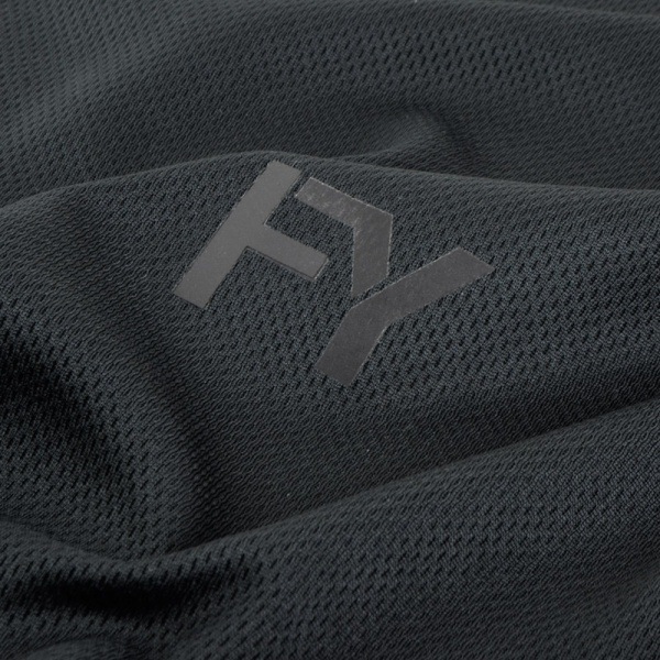 FLYYE HOOO SPT QUICK-DRY TRAINING COMBAT T����� �饦��ɥͥå�/Ĺµ �֥�å�