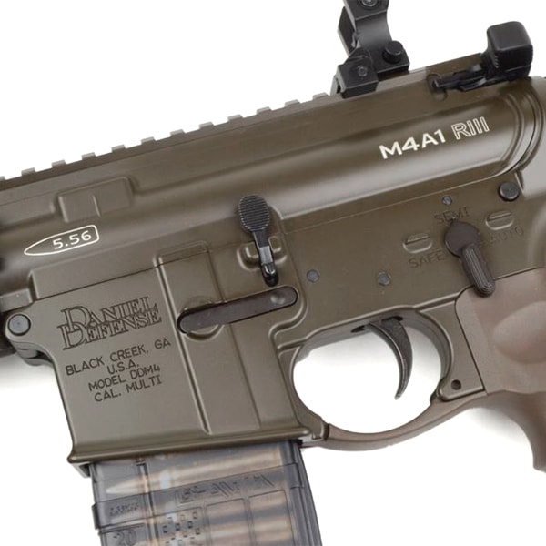 EMG × T8 SP SYSTEMS DDM4A1 RIII ガスブローバック (DD