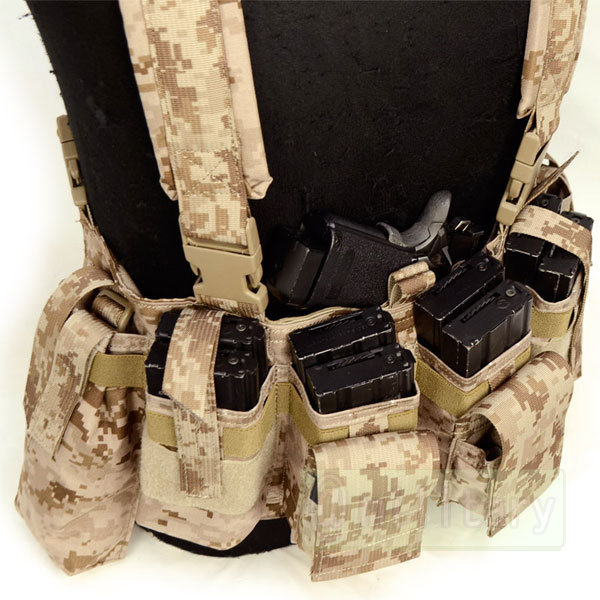 FLYYE LBT M4 Tactical Chest Vest AOR1