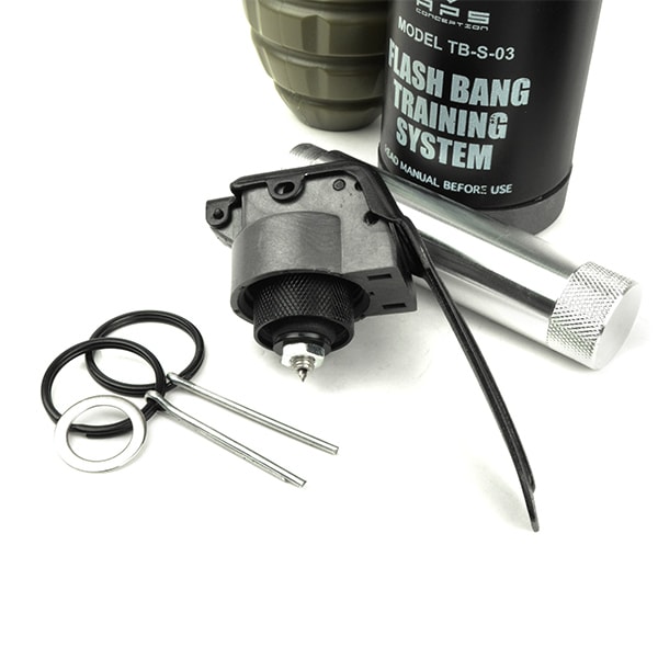 ガスグレネード2個 楽天市場】AIRSOFT INNOVATIONS グレネード TORNADO2 タイマー式 エア