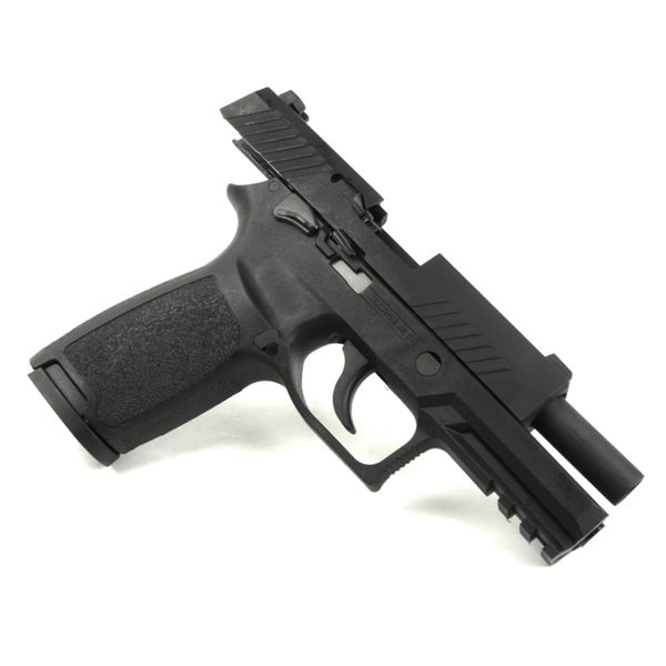 国内正規品AEG SIG SAUER P320 M18 マガジン、ホルスター付き 国内正規品AEG SIG SAUER P320 M18 マガジン、ホルスター付き