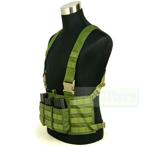 FLYYE industries　チェストリグ　サバゲー