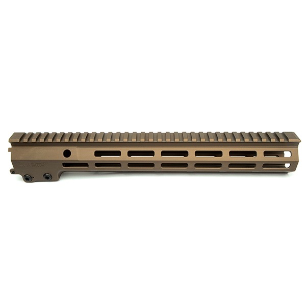 IRON AIRSOFT Geisseie MK16タイプ M-LOKハンドガード 13.5インチ GBB用 デザートカラー[1810C]
