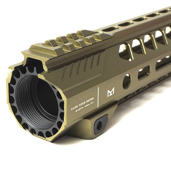 E&C ストライク ハンドガード 13.5 STRIKE INDUSTRIES E&C ストライク ハンドガード 13.5 STRIKE INDUSTRIES - メルカリ