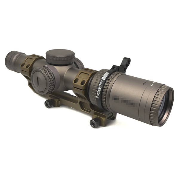 ARROW OPTICS 1-6x24 RAZOR HD GenII-Eタイプ ライフルスコープ マウントセット 4倍率Ver デザートカラー ハードケース付き