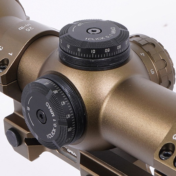ARROW OPTICS SIG SAUER TANGO 6T DVO 1-6X24mm タイプ FFP ショートスコープ マウントセット 4倍率Ver. デザートカラー