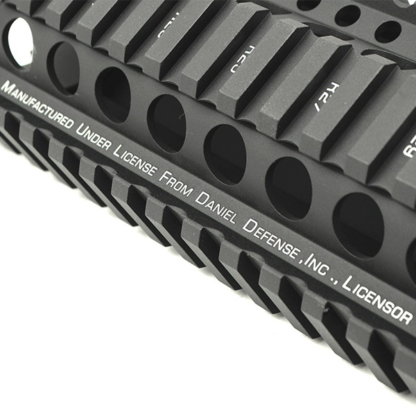 MADBULL Daniel Defense LITE RAIL 12インチ ハンドガード ブラック (DD Licensed)
