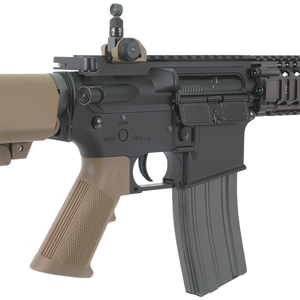 E&C 620E M4A1 RISII SOPMOD Block2 (Kestrel V2 BASIC搭載) 電動ガン (COLT Licensed)