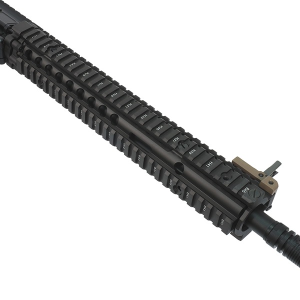 E&C 620E M4A1 RISII SOPMOD Block2 (Kestrel V2 BASIC搭載) 電動ガン (COLT Licensed)