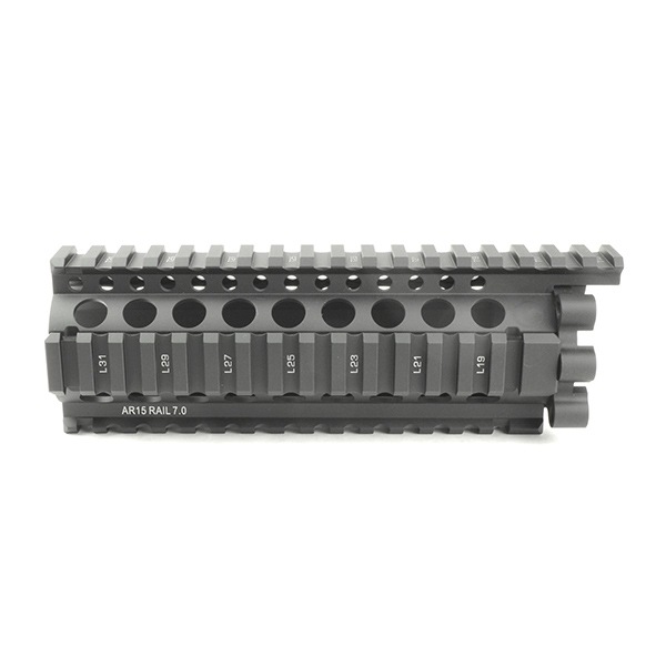 MADBULL Daniel Defense LITE RAIL 7インチ ハンドガード ブラック (DD Licensed)