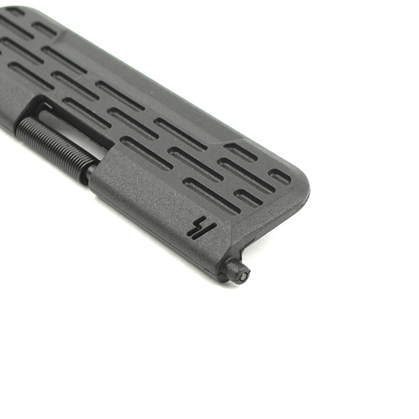 MADBULL STRIKE INDUSTRIES Ultimate ダストカバー AR15/M4 GBB用 ブラック (SI Licensed)