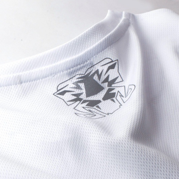 FLYYE HOOO SPT QUICK-DRY TRAINING COMBAT Tシャツ ラウンドネック/長袖 ホワイト