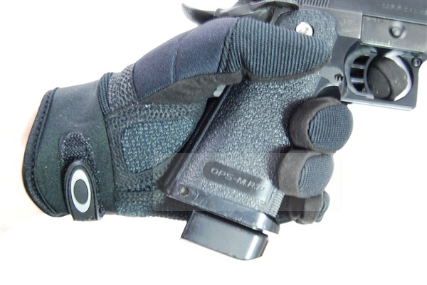 オークリー タクティカルグローブ レプリカ Aタイプ