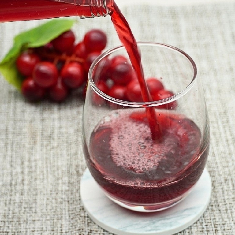 極上果実の香り・味そのままに】白ぶどう・黒ぶどうセット ｜北海道