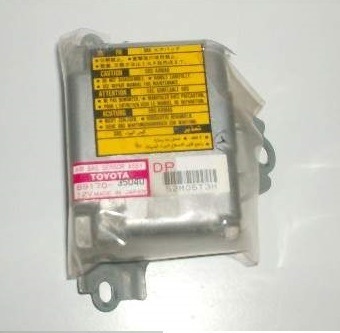 AB1091 ハイラックスサーフエアバッグ コンピューター修理リセット