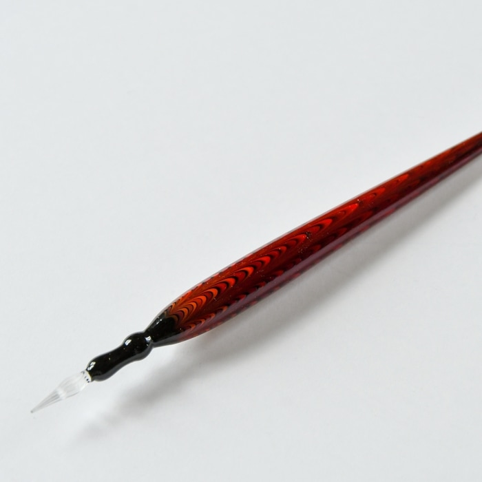 【Glass Studio TooS】コラボ ガラスペン(赤) 星野桂先生@katsura_5600 に許可を頂きリポストさせて頂きます