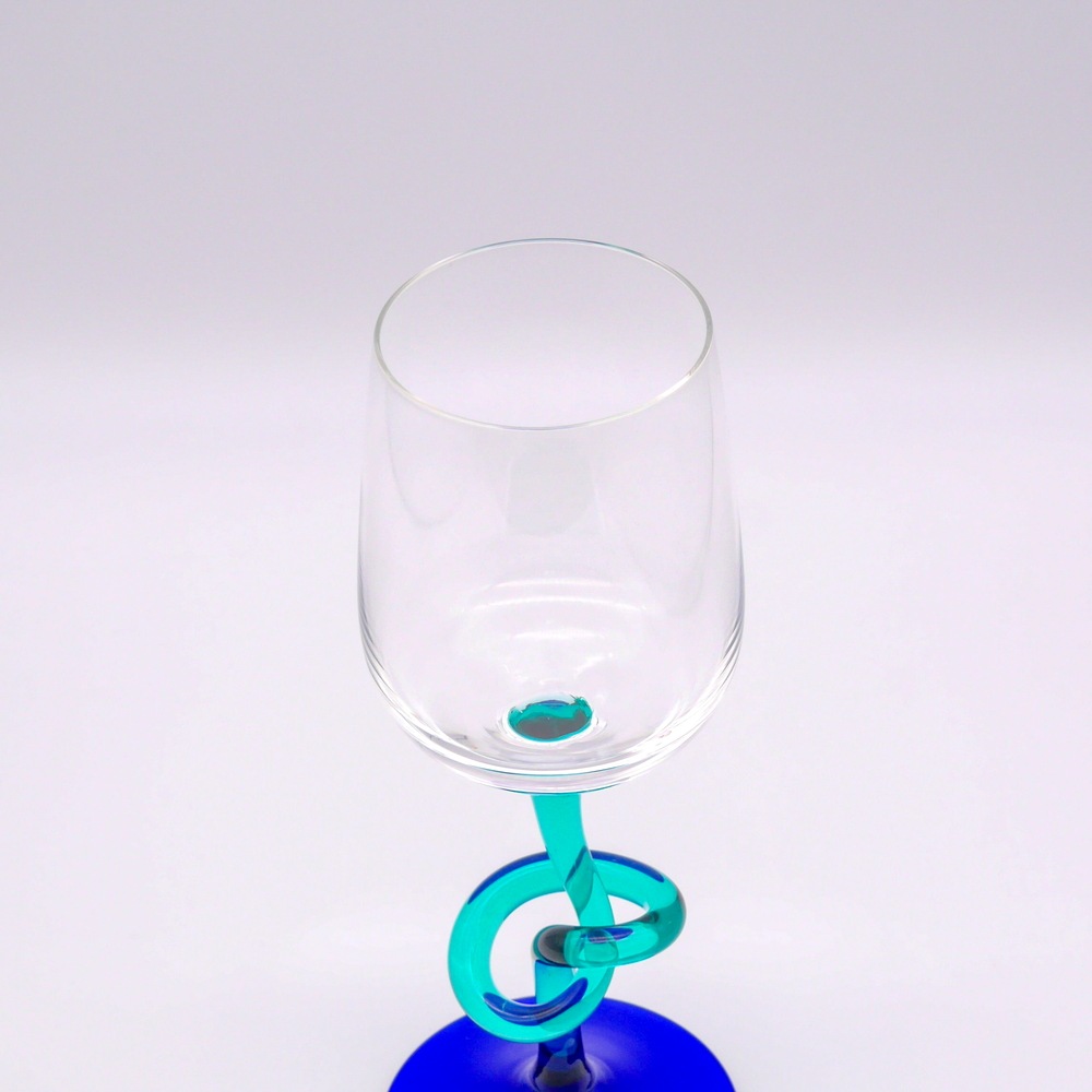 ������«����磻�󥰥饹