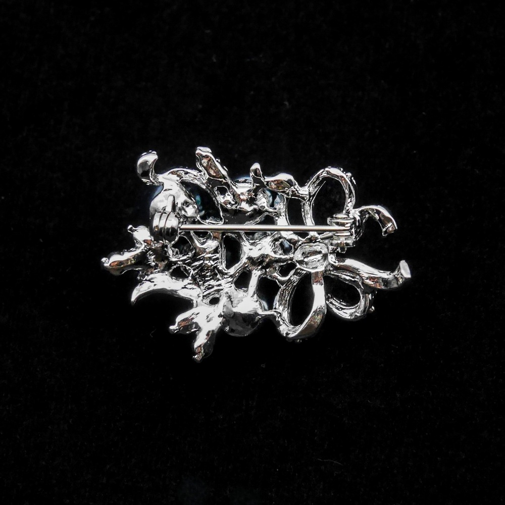 ガラスパールブローチ ブラック・ホワイト(ギフトボックス別売) | 北一