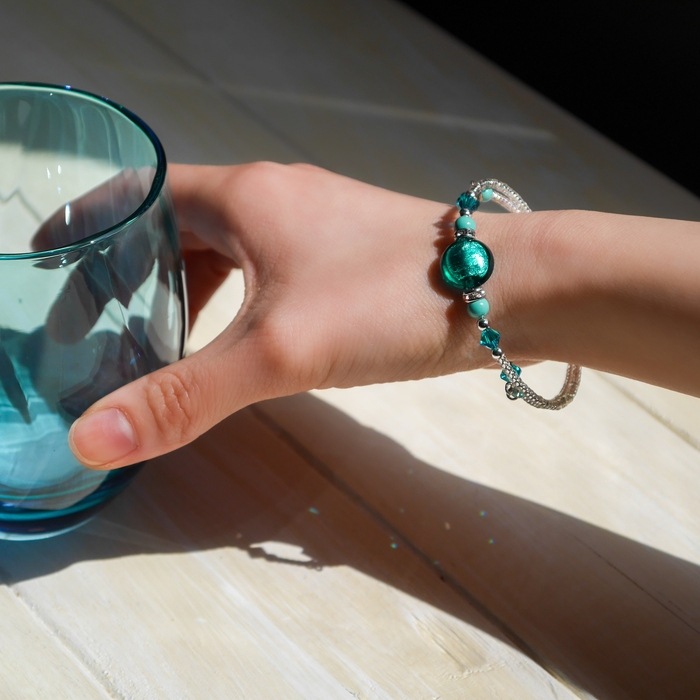 �磻�䡼�ӡ����֥쥹��å�