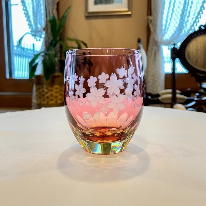 1_000000000579.jpg?1678209906