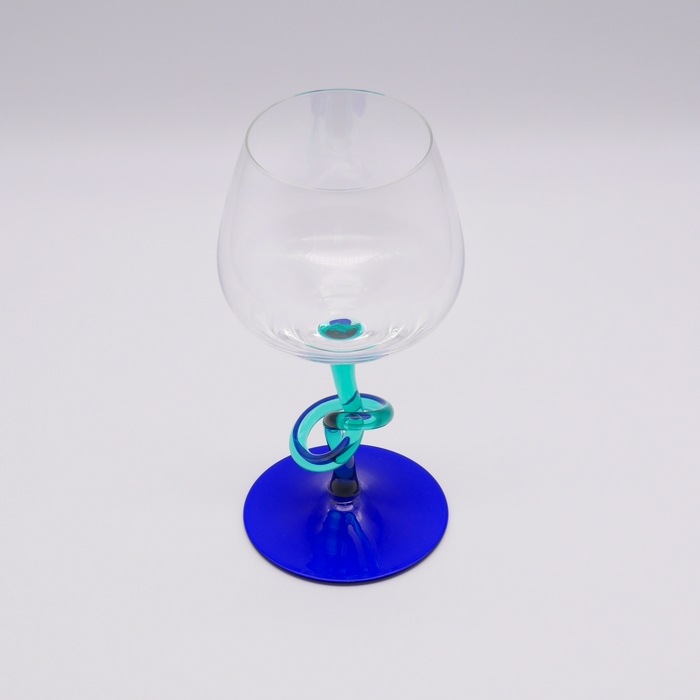 ������«���֥磻�󥰥饹