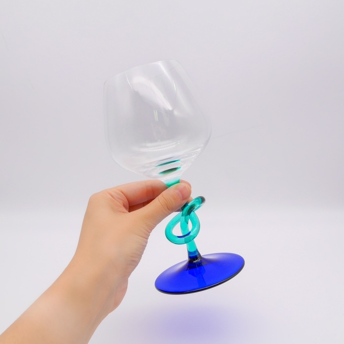 ������«���֥磻�󥰥饹