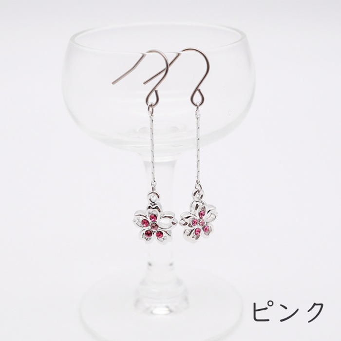 桜クリスタルロングピアス(ギフトボックス別売) | 北一硝子 まごころお