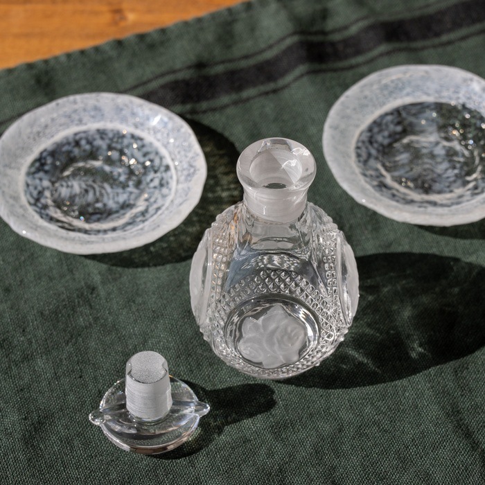 ✨美品✨薔薇柄 天然木(檜)製 皿 4個セット 小鉢 ボウル 四角い器 日本製 陶磁器 バラ柄食器 ブル− レッド