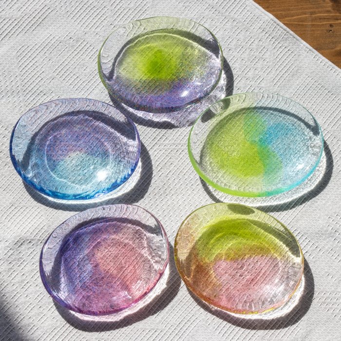毬ページです。画像の硝子皿3枚 ☆花びら皿 クリア 5枚セット（木箱付） | 北一硝子 まごころお