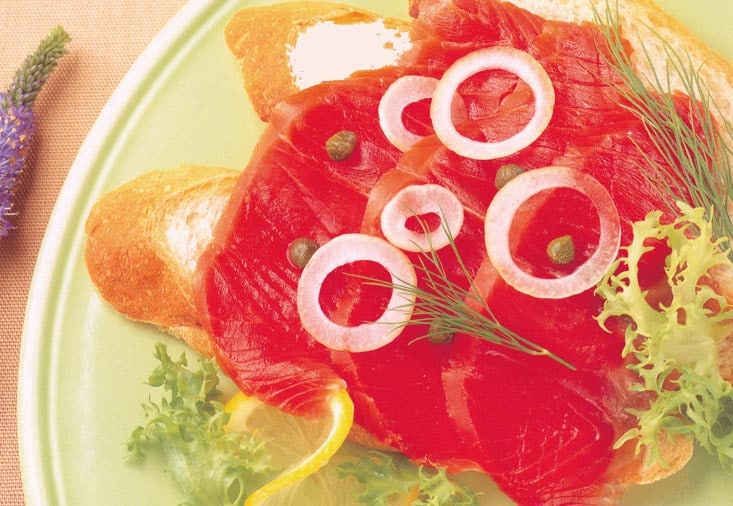 Min　スネ肉　鮭　手羽　もみじ　ホルバー 紅鮭（べにざけ）切身（1切） | かねちょう水産 オンラインショップ