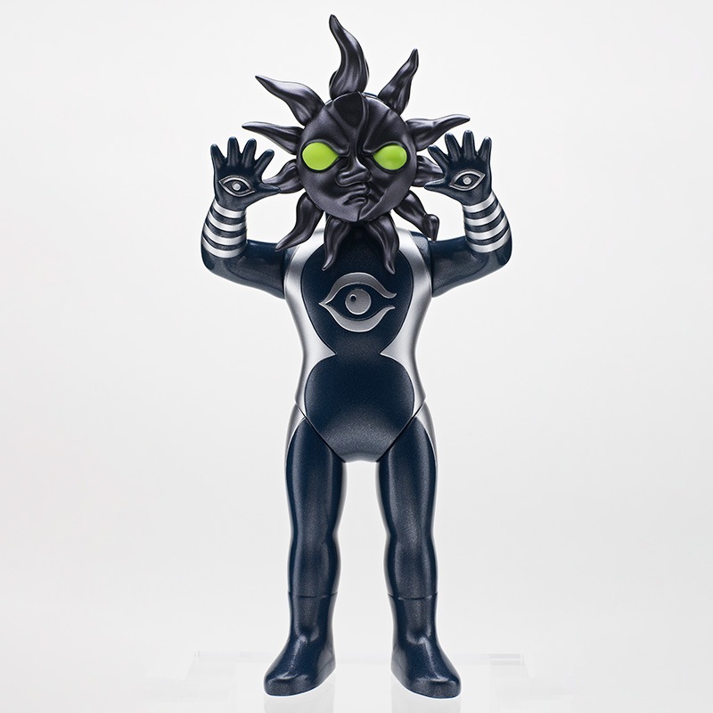 タローマン☆ソフビ　フィギュア　新品未開封 Amazon.co.jp: 超復刻版 タローマン ソフビ人形 フィギュア 岡本太郎