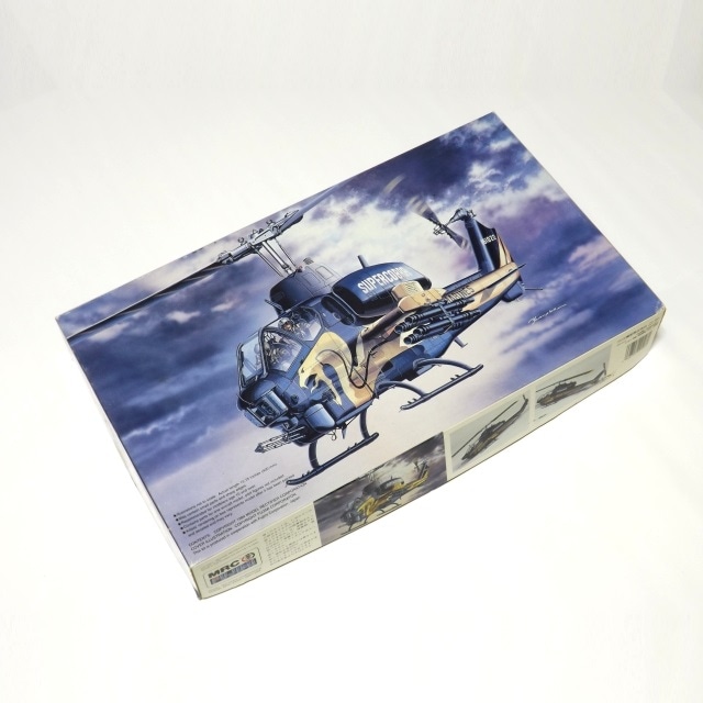 1/35 AH-1T+ �����ѡ����֥� ������ɥ��֥� ����ꥫ���� 09108