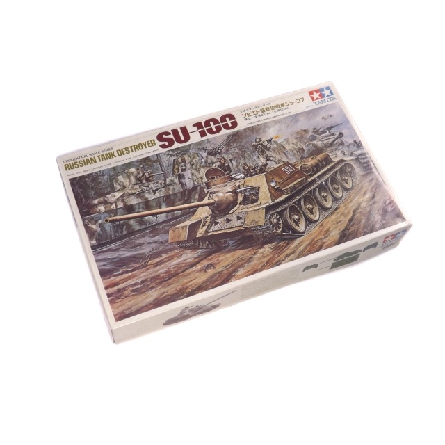1/25 ���ӥ��Ƚ���ˤ��� SU-100 ���塼���� �ǥ�å������꡼�� 49570