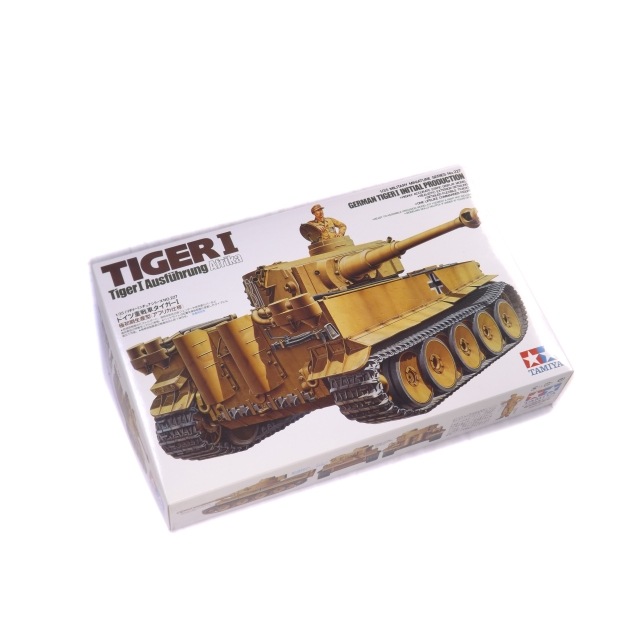 1/35 ドイツ重戦車 タイガーI 極初期生産型(アフリカ仕様) NO
