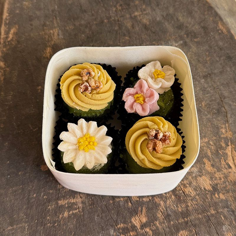 ■おはぎ仕立ての蒸しケーキ