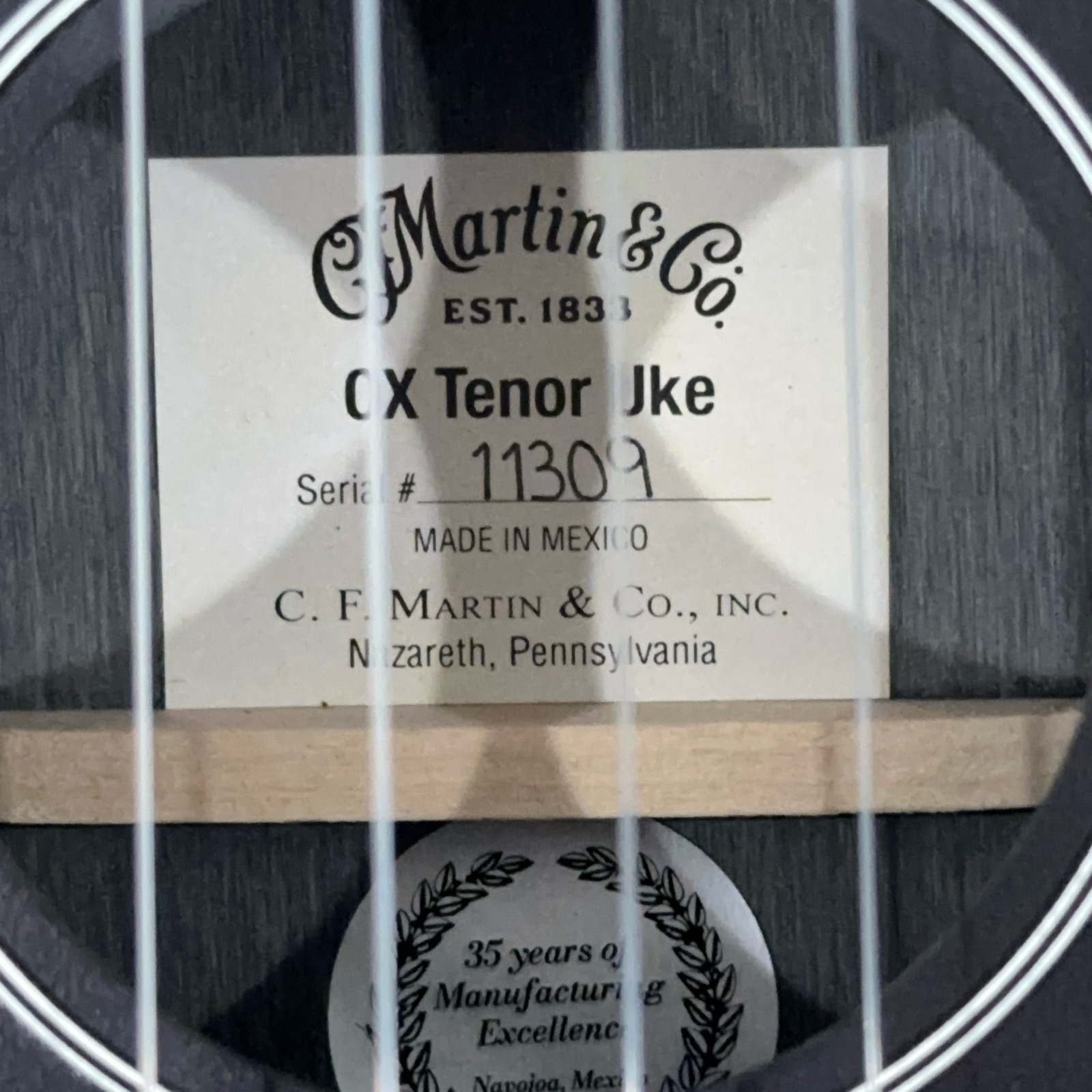 ��Martin��OX Tenor Uke Black �ƥʡ�������