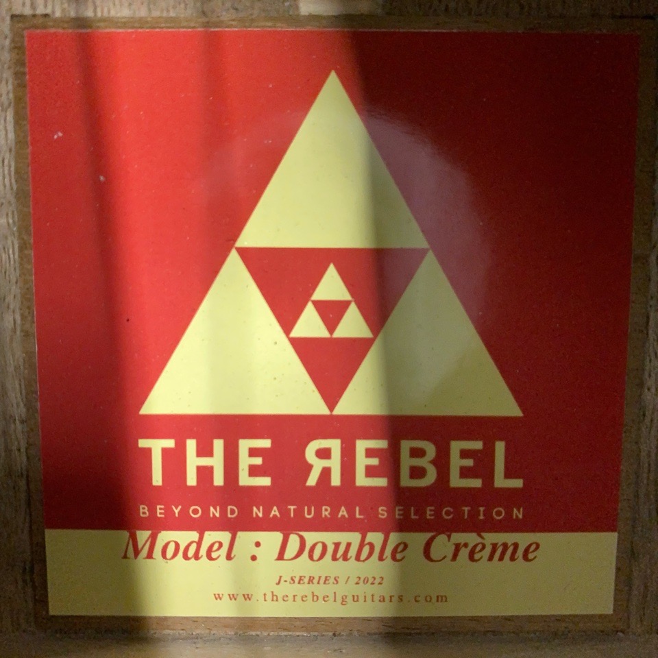 RebelDouble Creme Tƥʡ
