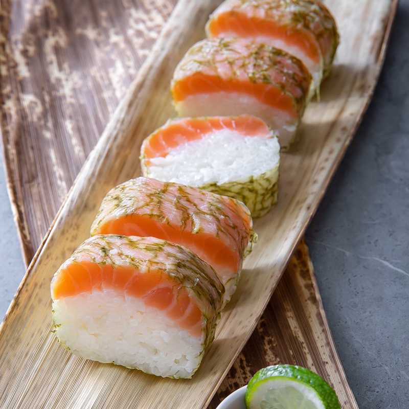 TS CUBIC SHOPPING限定】さば寿司、鮭寿司（国産）2本とサーモン