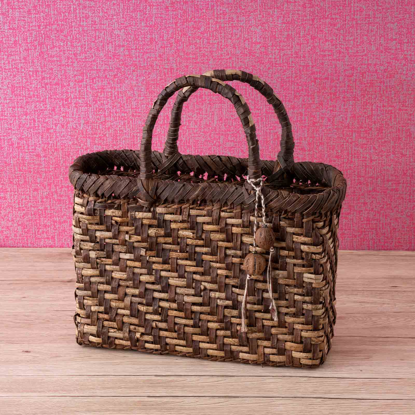 WAKAHATA social club／胡桃カゴ(小)