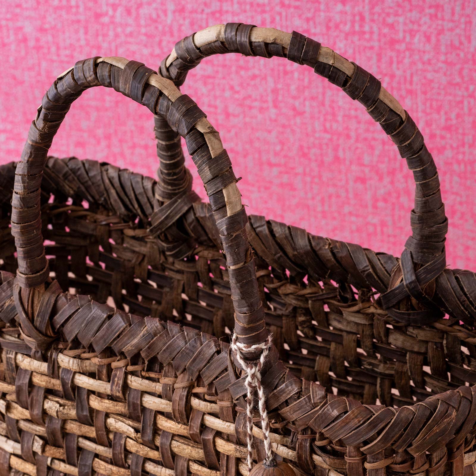 WAKAHATA social club／胡桃カゴ(小)