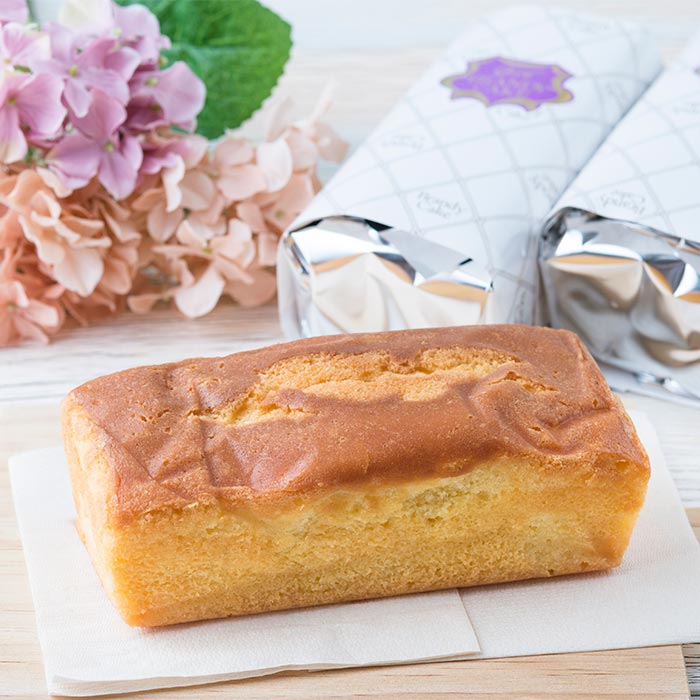 お菓子処たかはし/冷蔵 ブランディケーキ 2本/ポストカード付き