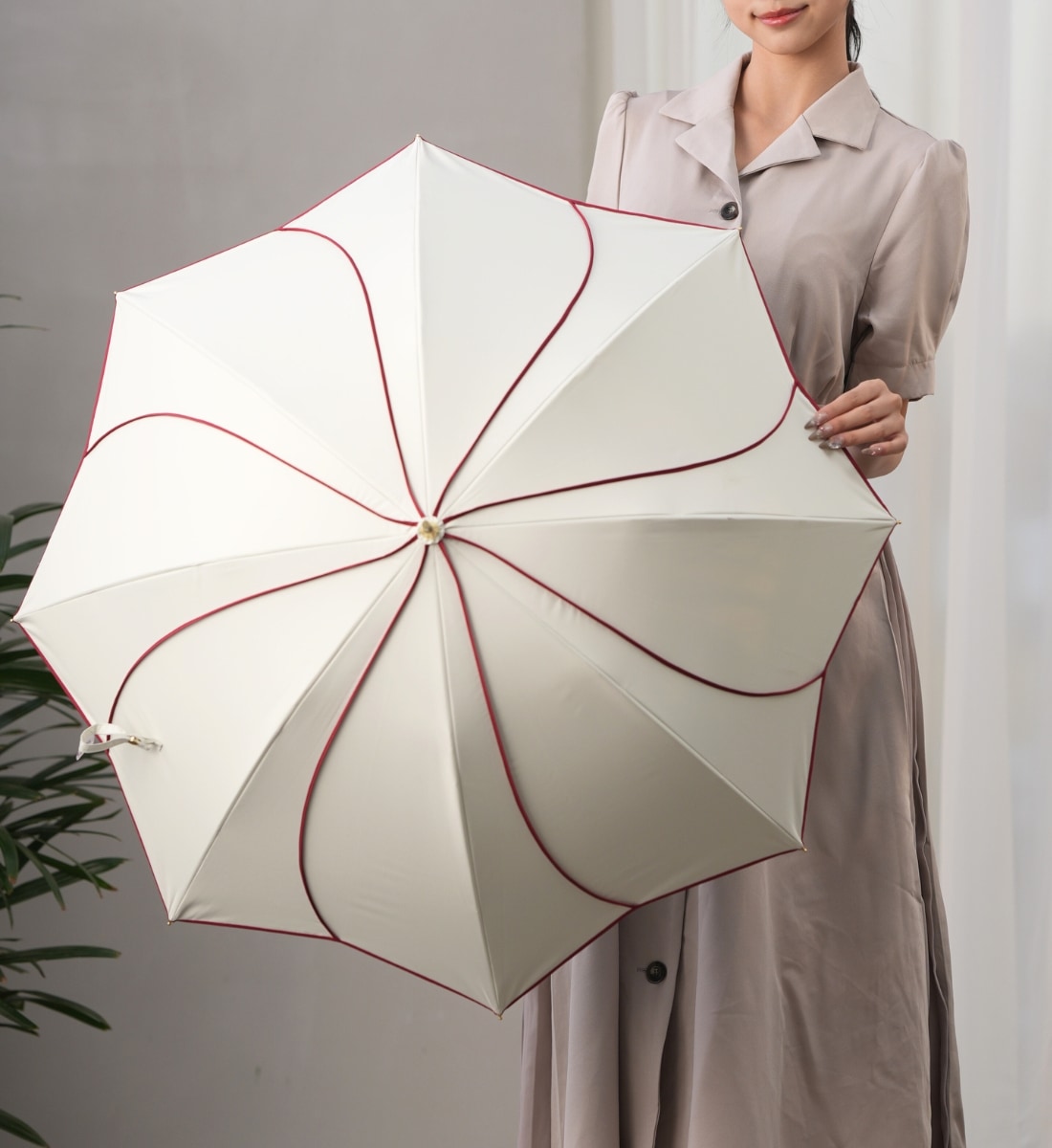 花びらデザイン ショート丈日傘 50cm 晴雨兼用～colon ameri