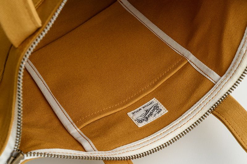 ȥ饤 ߻8 ⡼ إå Хå SGA2302 / The Strike Gold Sail-Cloth Small Helmet Bag