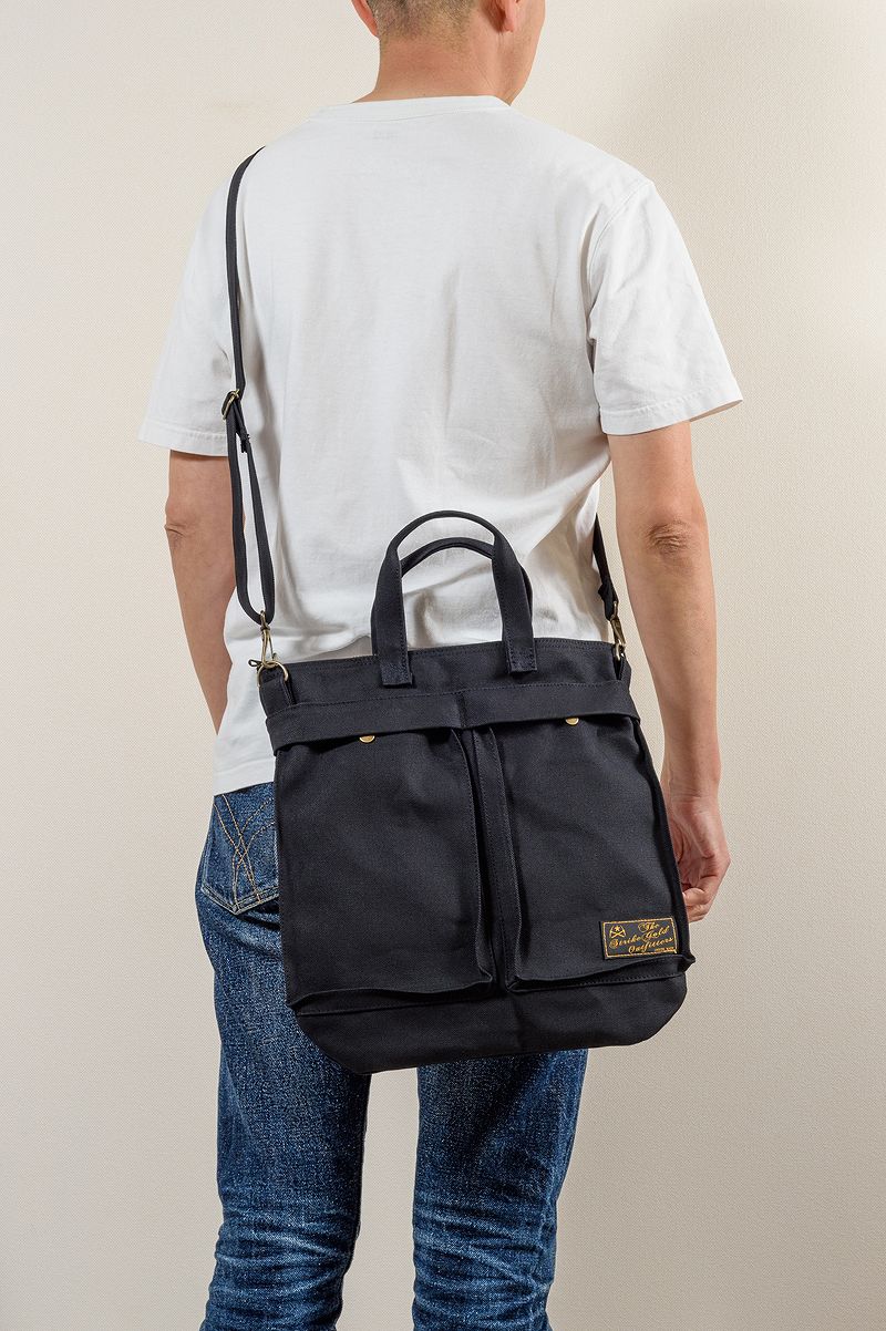 ȥ饤 ߻8 ⡼ إå Хå SGA2302 / The Strike Gold Sail-Cloth Small Helmet Bag